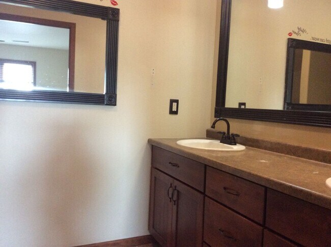 Foto del edificio - Lovely Townhouse for Rent
