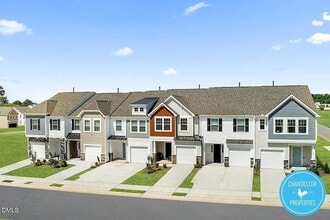 Building Photo - 20 Anastasia St