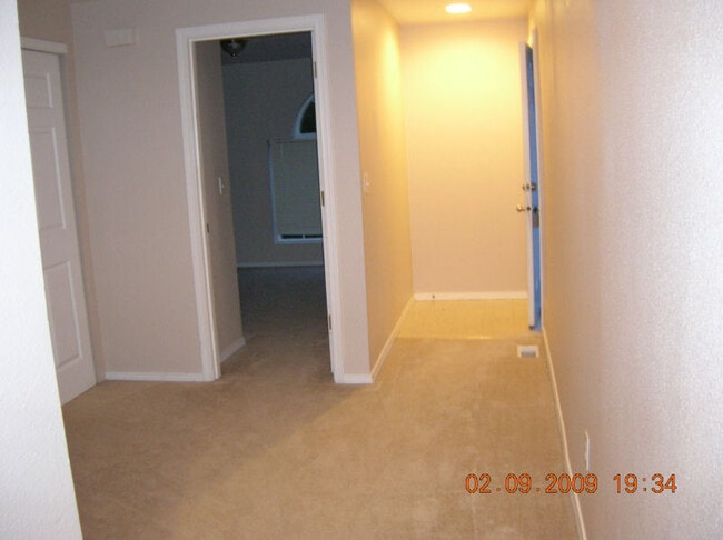 Foto del edificio - WOODLAND 3 BEDROOM, 3 BATH BEAUTY!