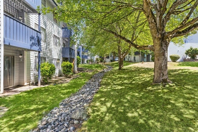 Building Photo - Parker Landing