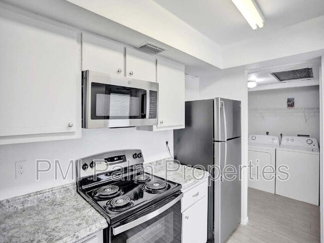 Building Photo - 10193 N Military Trl