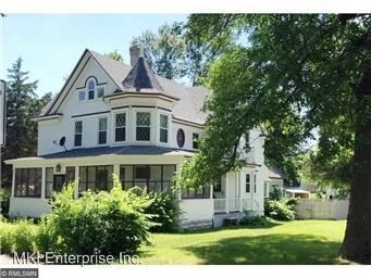 Primary Photo - 5 br, 2 bath House - 626 Main Street S
