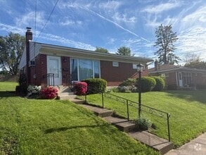 Building Photo - 1709 Cornell Rd