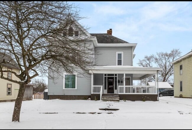 Building Photo - 469 Cleveland Ave