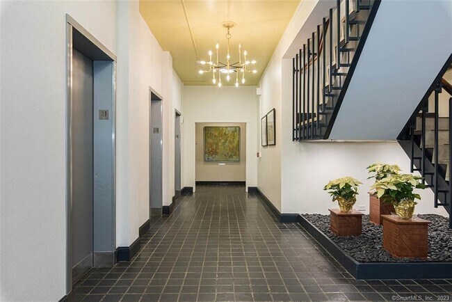 Foto del edificio - 31 Woodland St