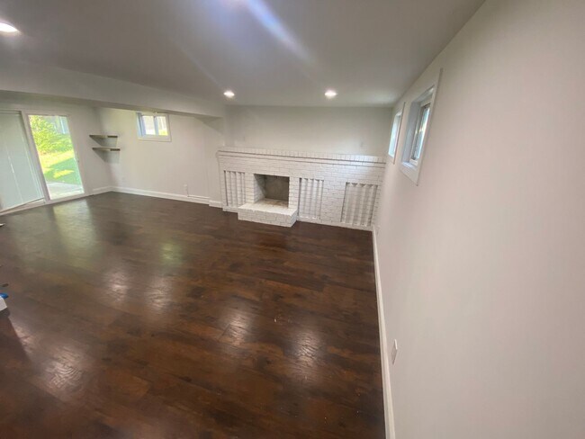 Foto del edificio - Stylish 5 Bedroom home in Fort Washington
