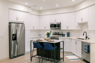 Building Photo - Bolsa Row Apartments