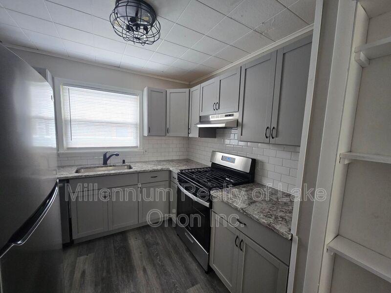 Foto principal - 99 W Beverly Ave