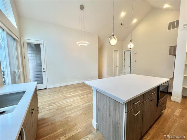 Foto del edificio - 3411 Albion St