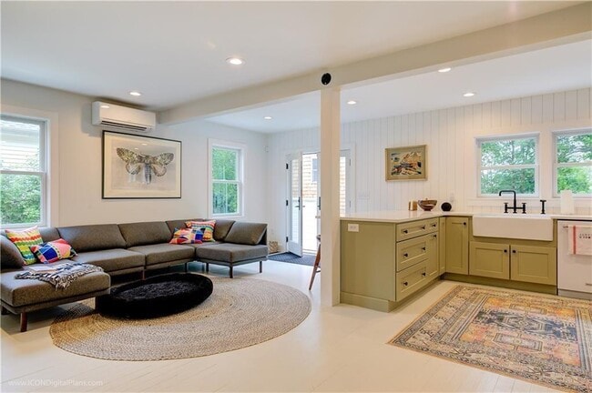 Building Photo - 59 Melrose Ave