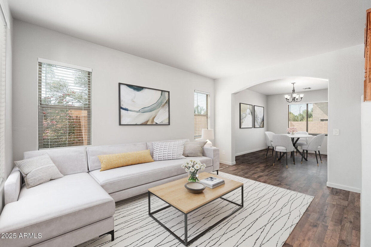 Foto principal - 18064 W Acapulco Ln
