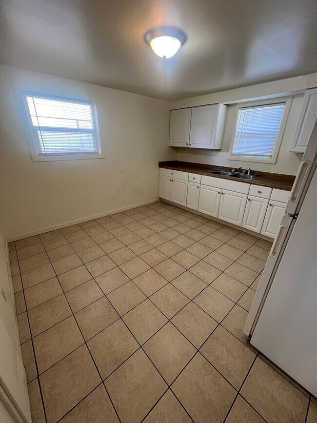 Foto del edificio - 513-513 Willard Ave