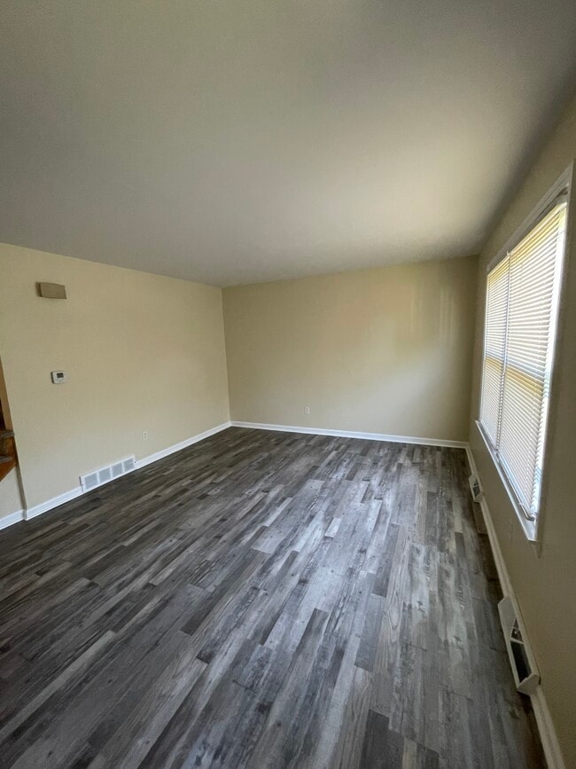 Building Photo - 41A Ledgewood Dr