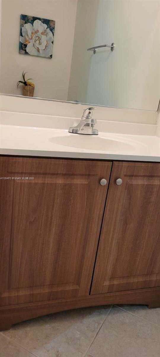 Building Photo - 1210 Sorrento Dr