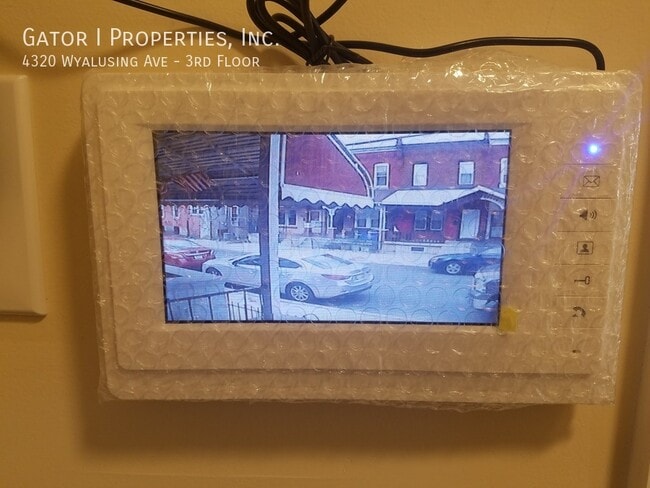 Building Photo - 4320 Wyalusing Ave