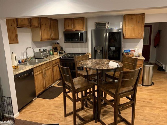 Foto del edificio - 8779 Anchor Bay Dr