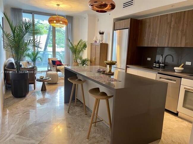 Foto del edificio - 3470 E Coast Ave