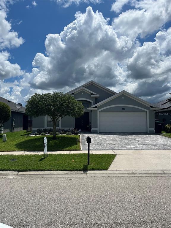Foto principal - 3475 Benson Park Blvd