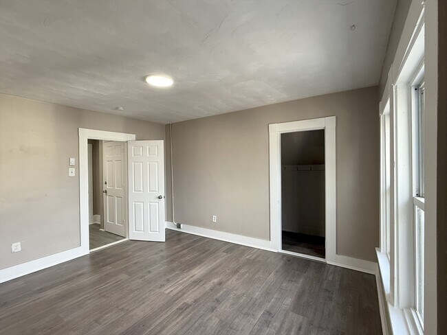 Foto del edificio - 4-6 Royal St