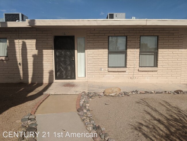 Building Photo - 2 br, 2 bath House - 2319 N Sonoita Ave #1101