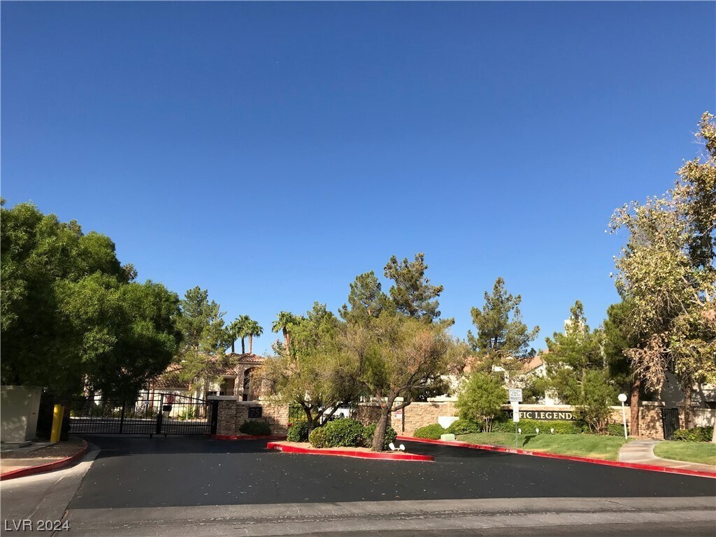 Primary Photo - 75 N Valle Verde Dr