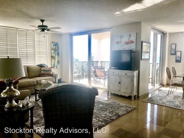 Building Photo - 1701 Gulf of Mexico Dr