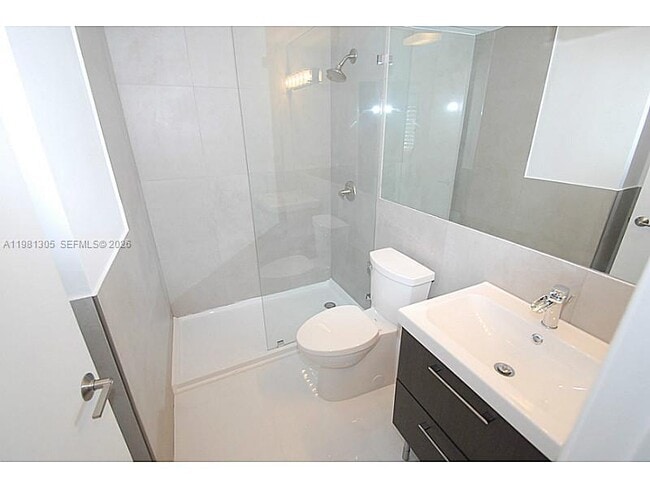 Building Photo - 1255 Pennsylvania Ave