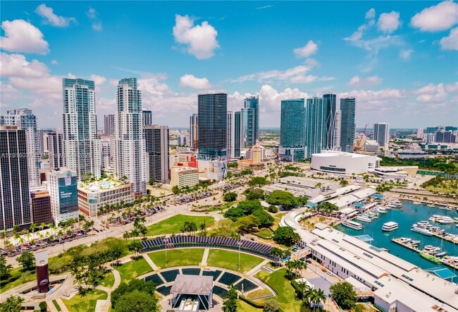 Building Photo - 244 Biscayne Blvd