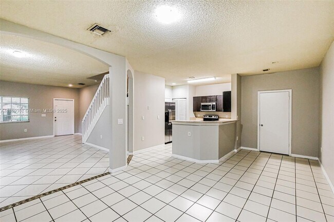Foto del edificio - 10301 SW 18th St