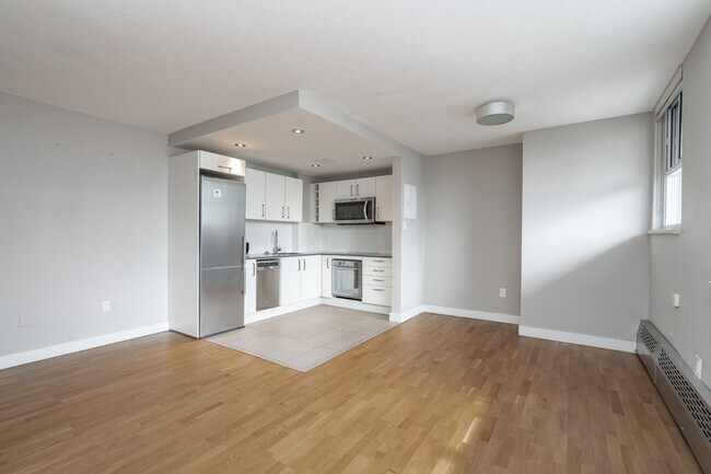 Photo du bâtiment - 407-230 Oak St