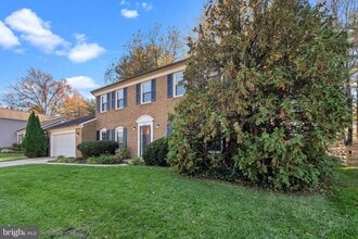 Building Photo - 2621 John Milton Dr