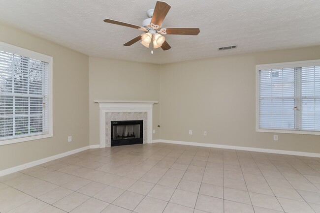Building Photo - 170 Kentshire Pl