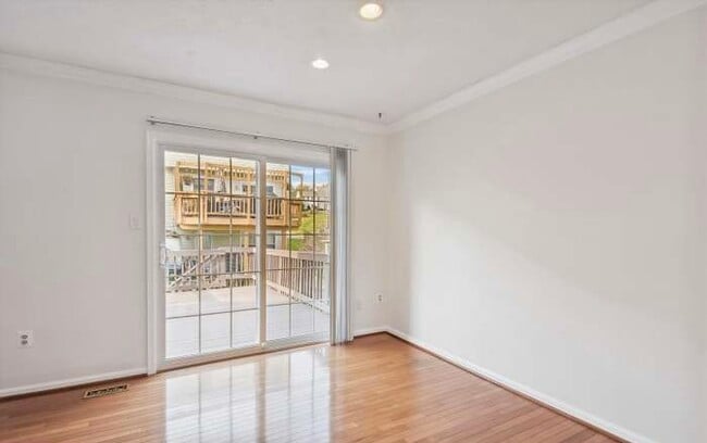 Building Photo - 12418 Port Haven Dr