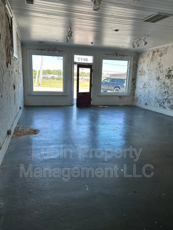 Building Photo - 2613 Broad Ave