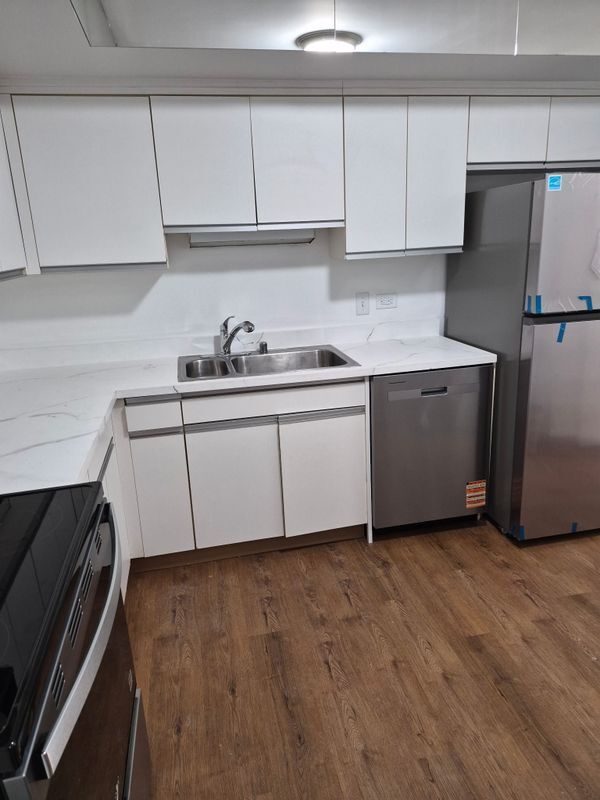 Building Photo - 5000 Town Center Dr