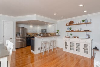 Building Photo - 127 Moorland Ct