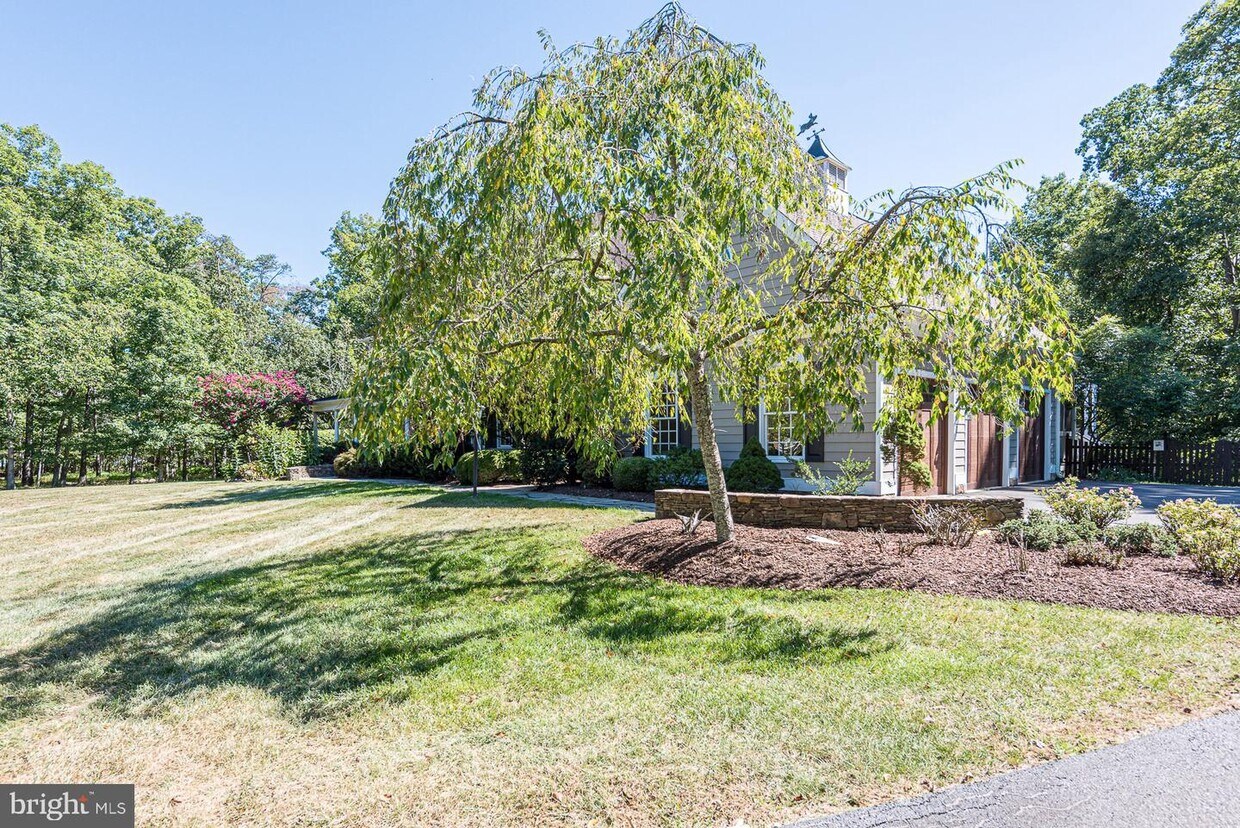 Foto principal - 6484 Trillium House Ln