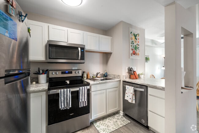 Building Photo - Limestone Square/Medical Villas