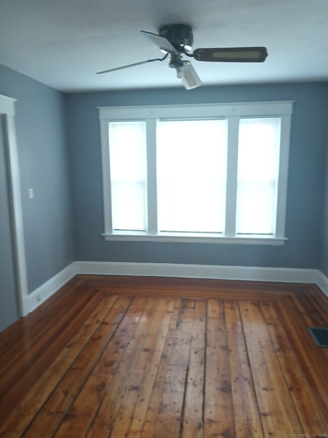 Building Photo - 50 Newington Ave