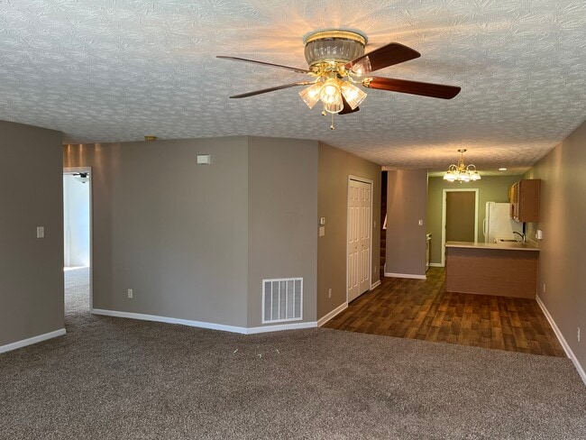 Building Photo - 316 Rose Hill Ln