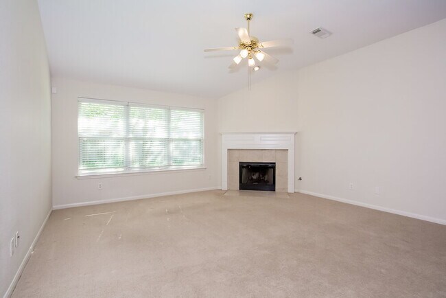 Foto del edificio - 12534 Blinnwood Ln