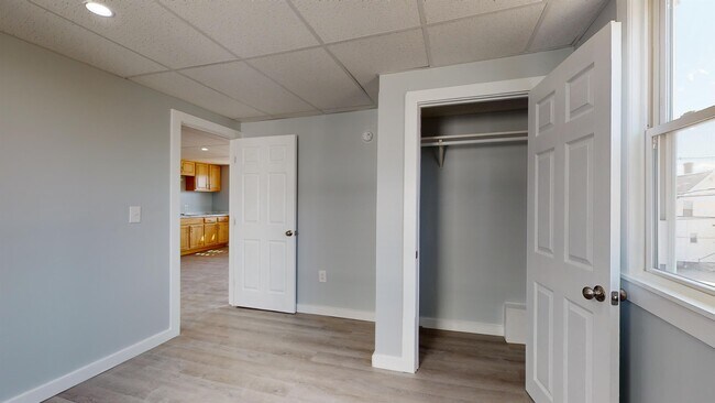 Foto del edificio - 7 Island Ave