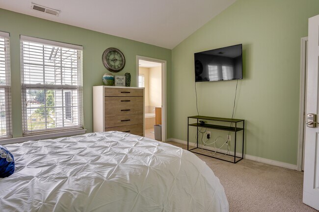 Building Photo - 8109 Belton Cir