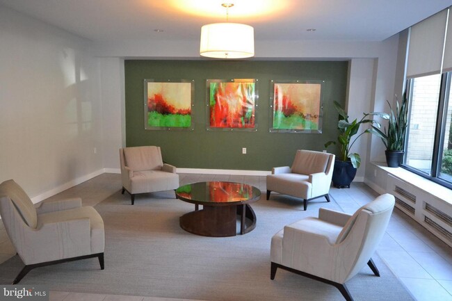 Foto del edificio - 2030 F St NW