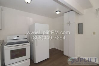 Building Photo - 102 N Ramona St