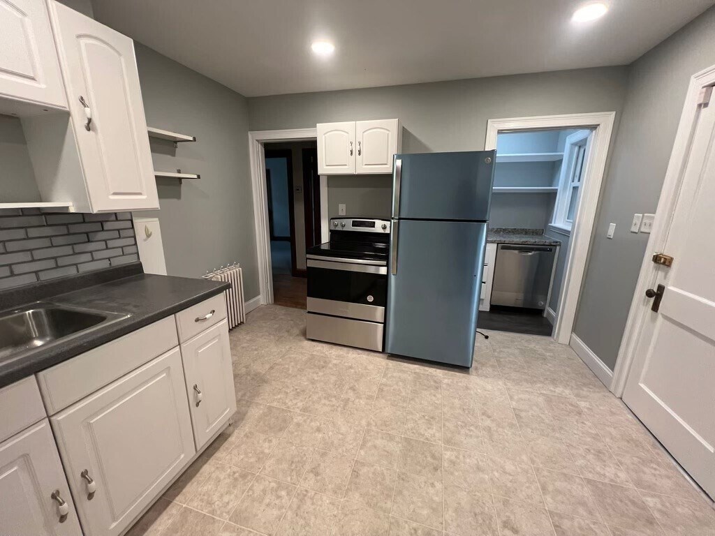 18 Scituate St Unit 1, Arlington, MA 02476 Apartments in Arlington