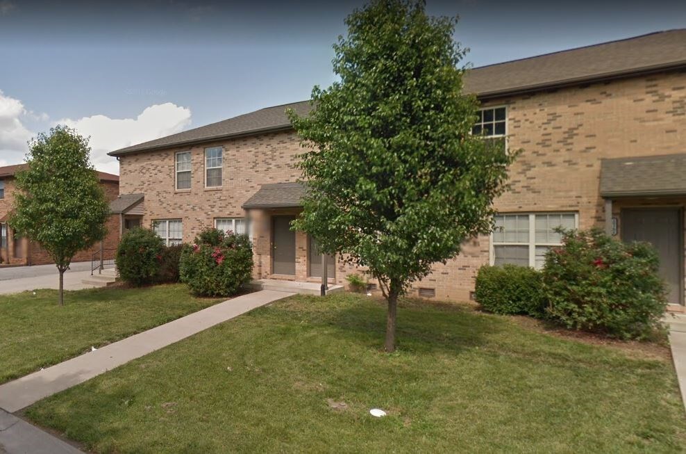 Primary Photo - 1016 Belle Valley Dr