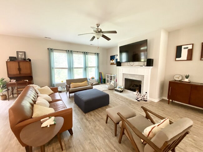 Foto del edificio - Single Family Home for Rent in Palmetto Point