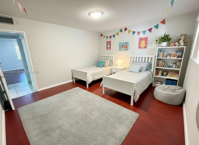 Foto del edificio - 9970 SW 88th St