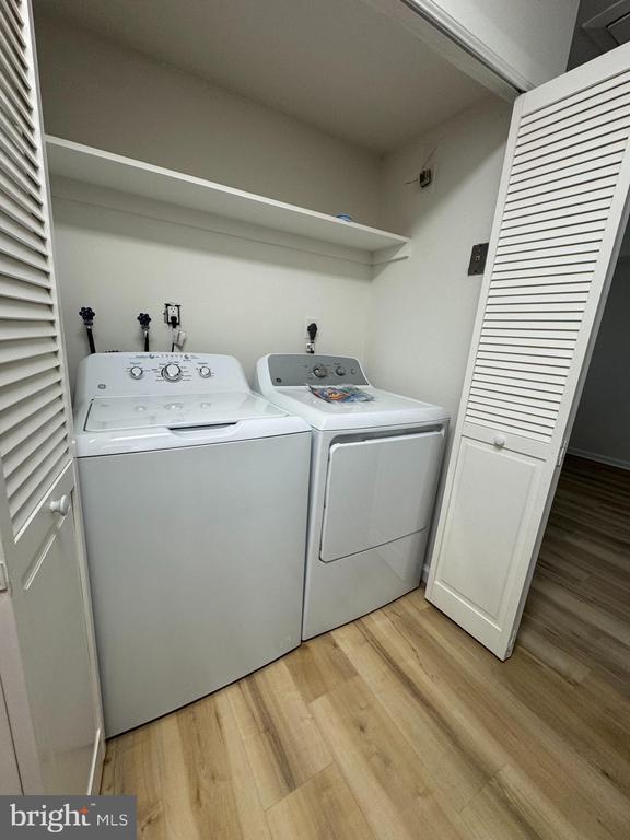 Foto del edificio - 1023 Oakwood Dr